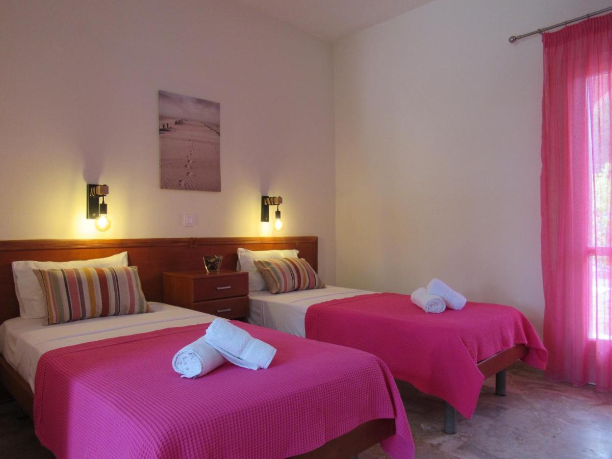 Biscoutsis Apartments & Studios Kavos Exterior photo