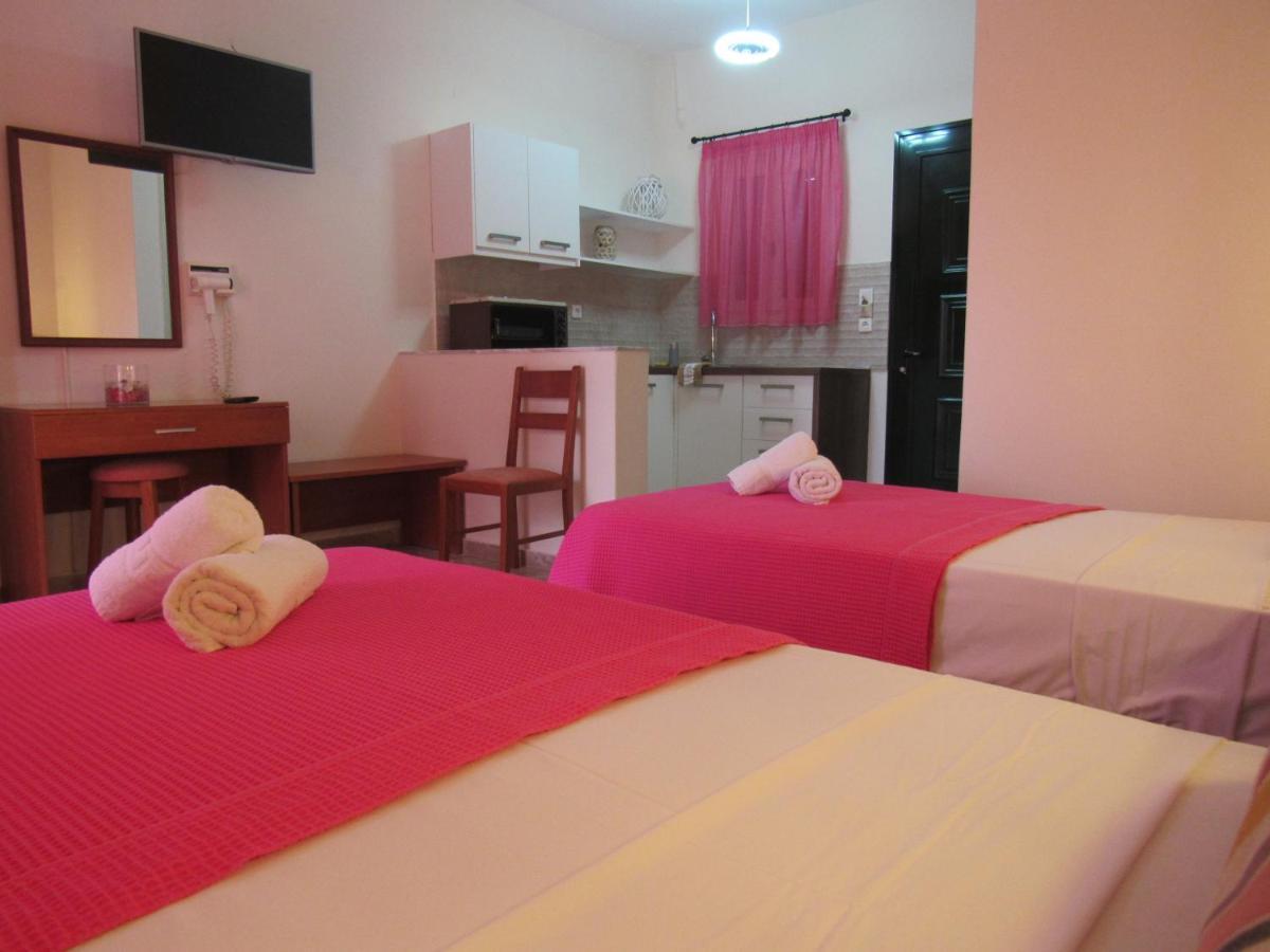 Biscoutsis Apartments & Studios Kavos Exterior photo