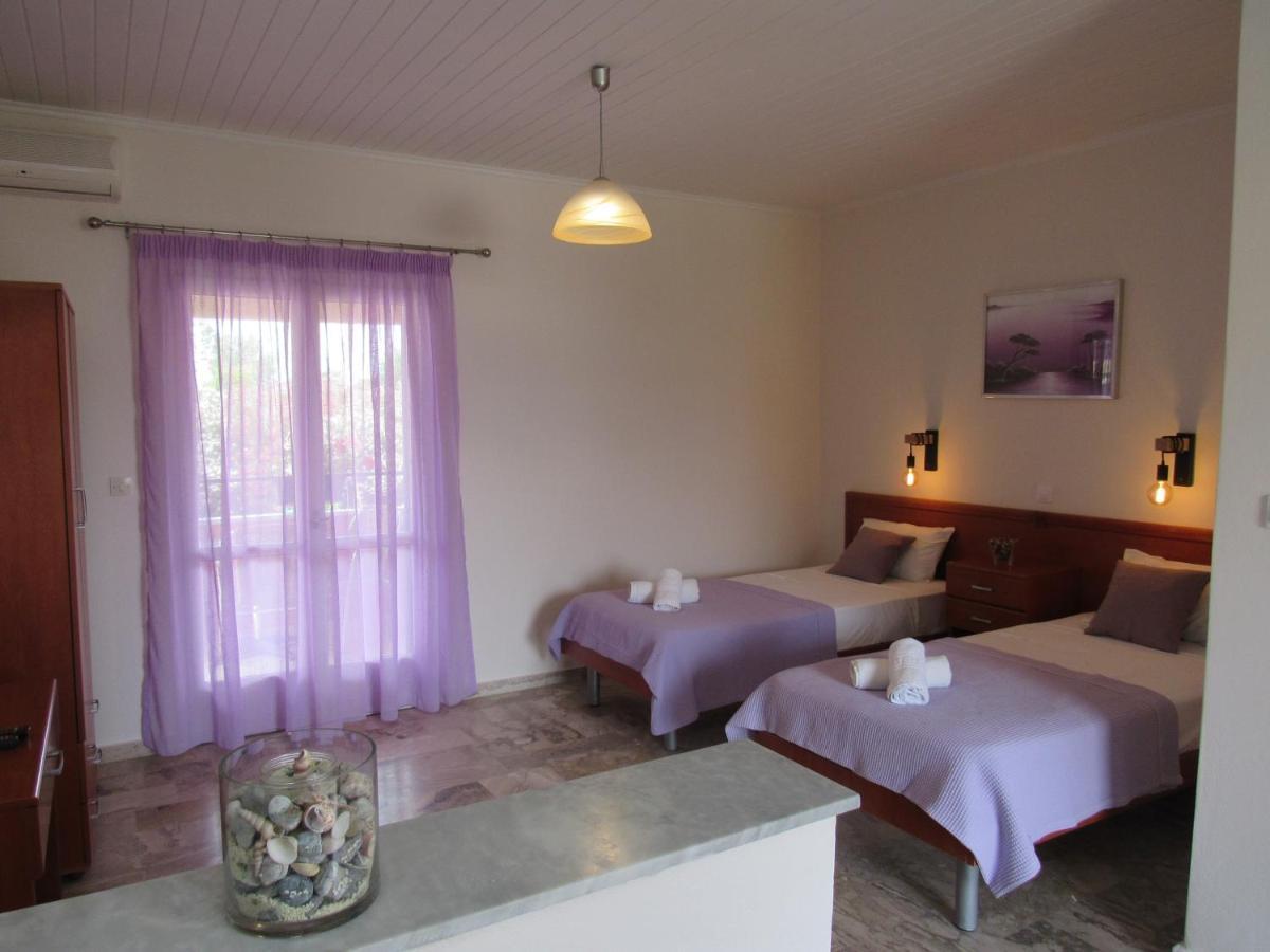 Biscoutsis Apartments & Studios Kavos Exterior photo