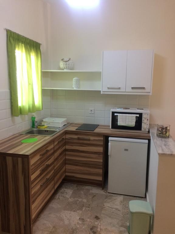 Biscoutsis Apartments & Studios Kavos Exterior photo